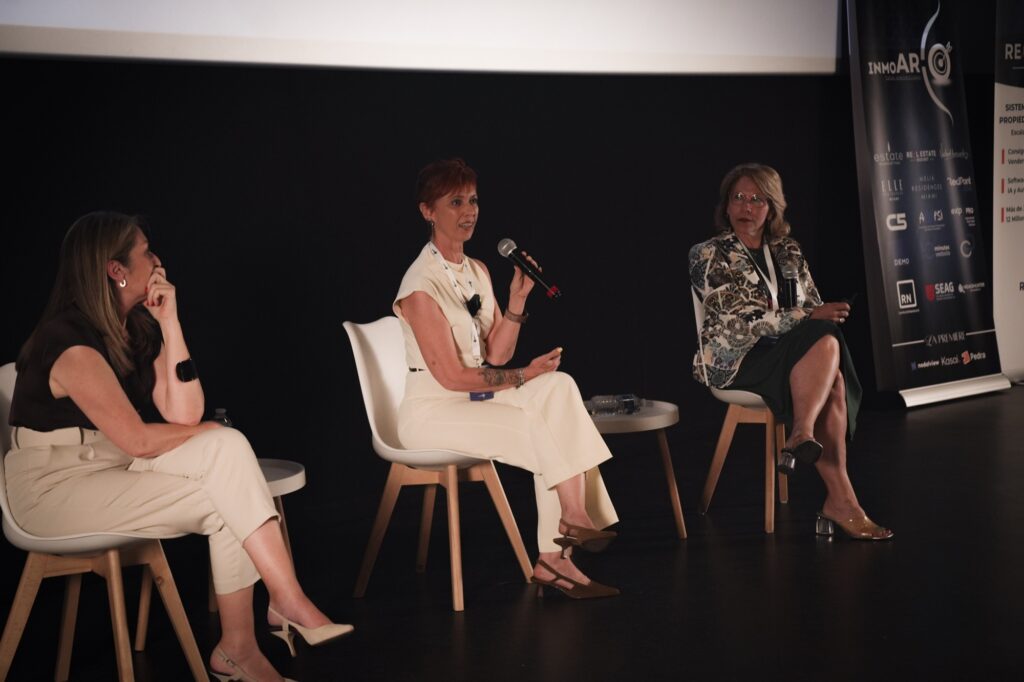 Helena Viñuelas en el InmoARCO Tour Inmobiliario 2026