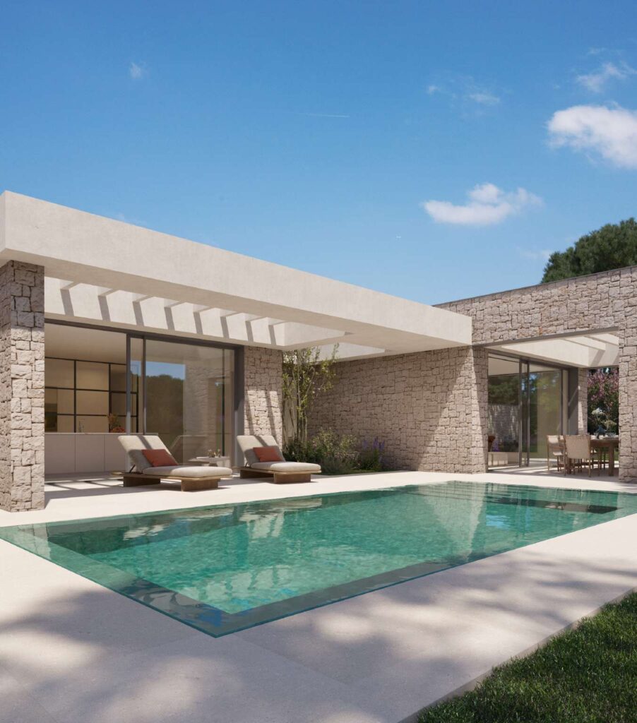 Piscina y porche de una villa de Boadilla, con el arbolado detrás